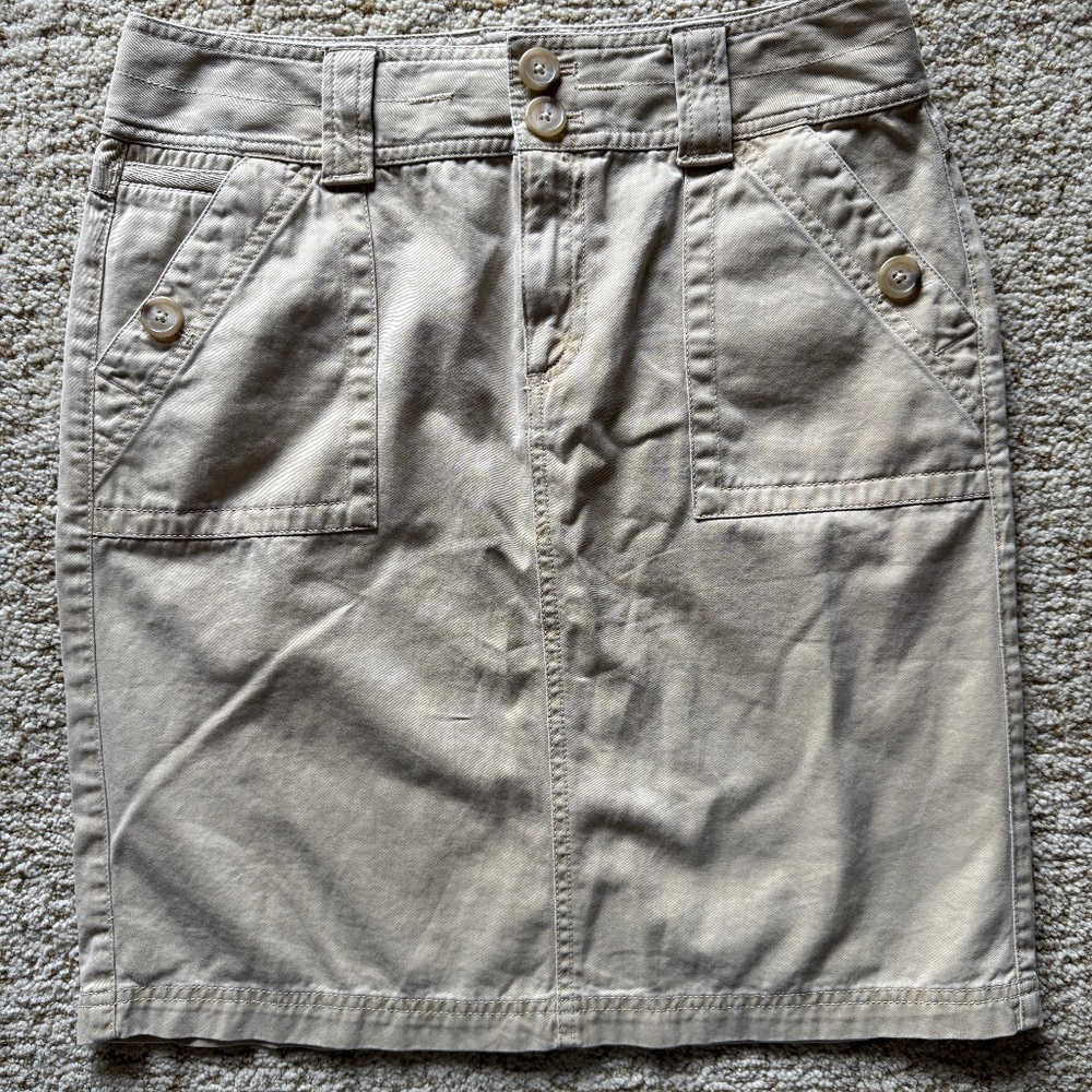 New with Tags - EDDIE BAUER khaki skirt size 2 - 100% Cotton